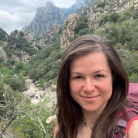 Dr Holly Elliott