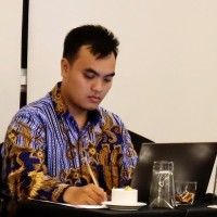 Ivan Aries R.