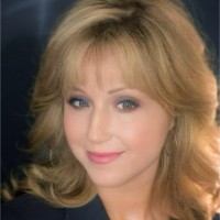 Crystal L Yeagle