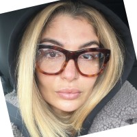 Elmira Naderikooshesh