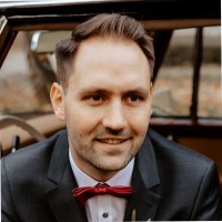 Bastian Koll