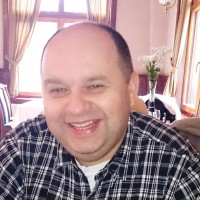 Hideg Gábor