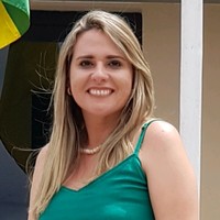 Elayne Araújo