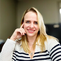 Paula Rodrigues Moura