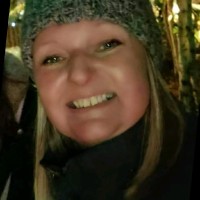 Mandi O'Shea (FCMI, Assoc CIPD)