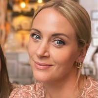 Lindsay Woods