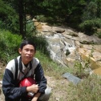 Fr Minh com rom Alphonse