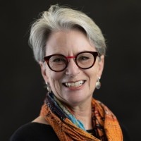 Leslie Davis Burns
