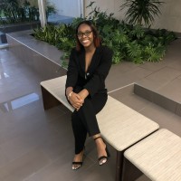 Alexis Wallace, Mba