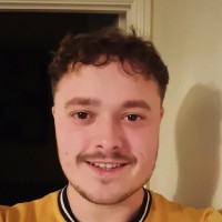 Liam Daniels