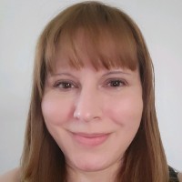Claudia Schrader