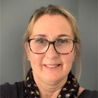 Suzanne Simmonds