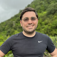 Denis Manole