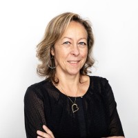 Esther Cuvigny Leder