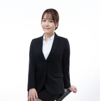 Lauren Lau