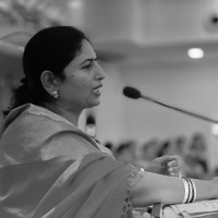 Seema Hiray
