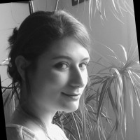 Chloé Oker