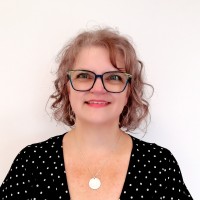 Suzanne Dubé