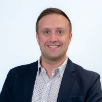 Dominik Hubaczek, Mba
