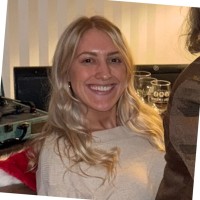Valerie Newland