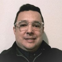 Cesar Buenaño