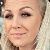 Therese Hoc