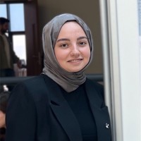 Esra Ayan