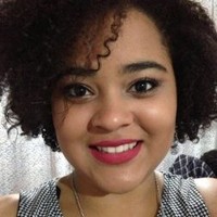 Thayná De Oliveira