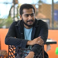 Chetan R