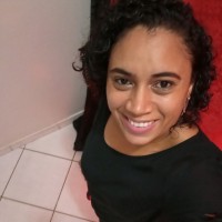 Valnéia Bastos Souza