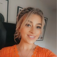 Anna Mccloskey