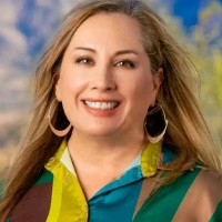 Lisa L.