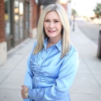 Deb Leonard