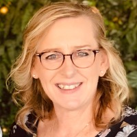 Yvonne Mcrostie