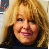 Simone Therese Hamel-Smith