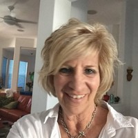 Leslie Lucchesi