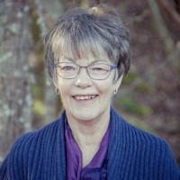 Lyn Mowles