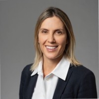 Julieta Henke,CIMA®