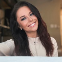 Amanda Raymond