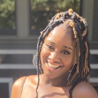 Essence Robinson
