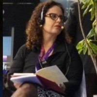 Adriana Salles Gomes