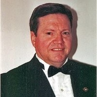Robert W Smeaton