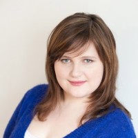 Lydia Lavin