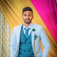 Praveen R