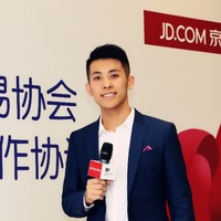 王梓名