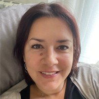 REBECCA MAGNE