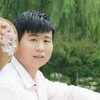 尹泽龙