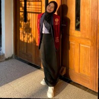 Ari Wahyuni