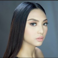 Elaine Mercado Coles