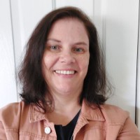 Louise Groom